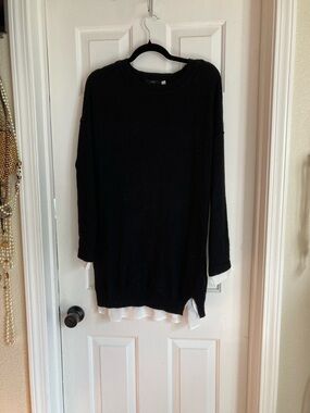 RDI Black Ribbed Crewneck Sweater